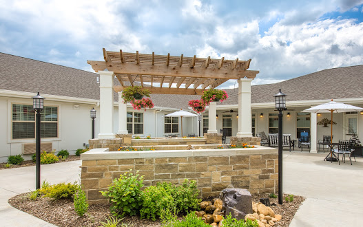 OLA. Courtyard Olathe Senior Living Apartments